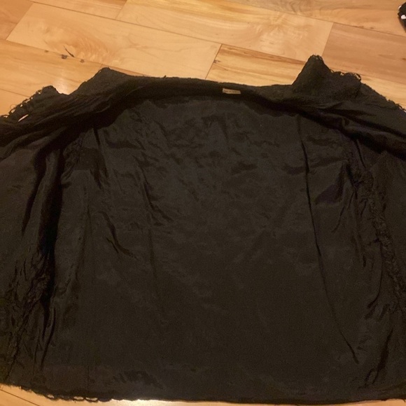 Gorgeous Black Lace Vintage blazer France - Picture 6 of 9